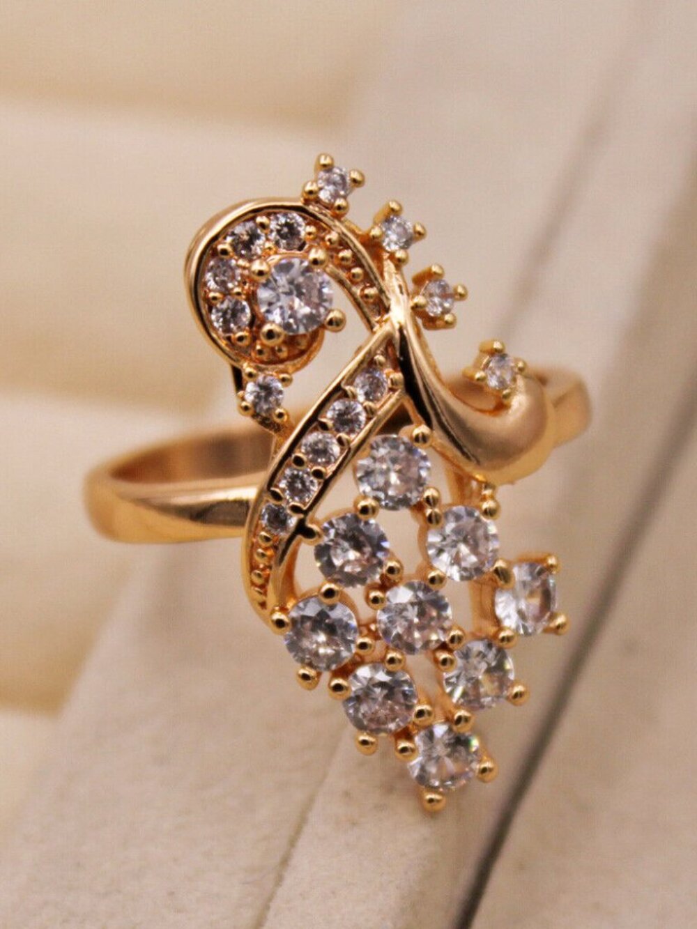 18K Yellow Gold Filled Flower Chandelier White Diamond Zircon Ring Gorgeous Gift - Picture 2 of 5
